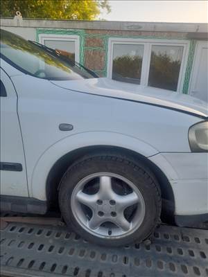 Opel astra g jobb első sárvédő 