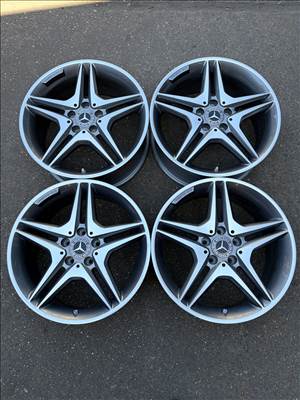 4db gyári 18" Mercedes-Benz CLA 45 AMG alufelni. (4374)