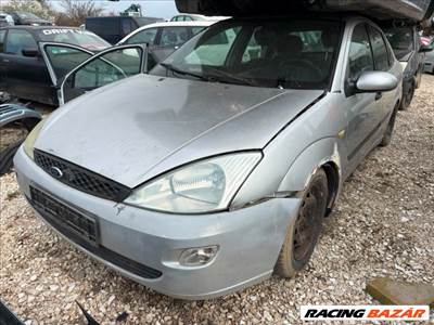 Ford Focus Mk1 Bal első Gumikéder *160462*