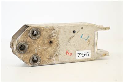 BMW F10-F11-F07 első lökhárító merevítő