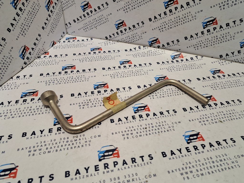 BMW E21 E30 E36 E46 E90 E28 E34 E39 E60 E32 E38 kerékkulcs kerék kulcs - rozsdás 3. kép