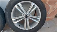 3,Gyári, VW Tiguán II 5NA SEBRING 18" alufelni,Téligumi