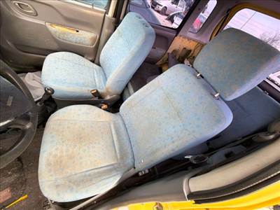 Suzuki Wagon R+ II Bal első Fejtámla *160792*