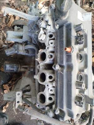 Mitsubishi Colt VI CZ3 1.3 Komplett motor  4a9013