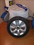  Mini kerékszett újszerű gyári felni, rajta 225/55 R17 97W jó állapotú Goodyear nyári gumi 