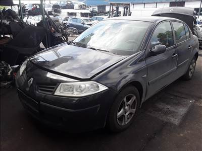 Renault Mégane II 1.5 dCi Első lökhárító 