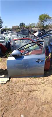 Kia Cee'd (ED) Bal első ajtó 