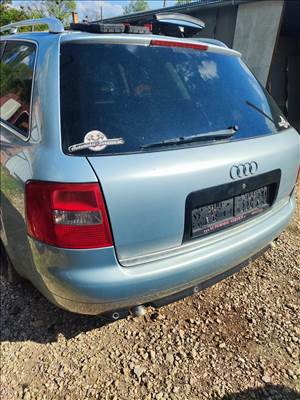 Audi A6 (C5 - 4B) Ly7R rozsdamentes csomagtérajtó 