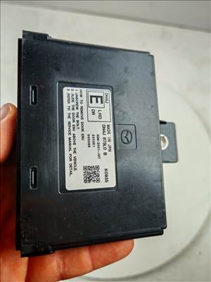 Mazda MX-30 vezérlő modul bal első ajtóhoz dn4j675l0b