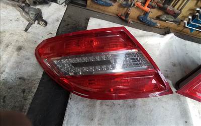 Mercedes C 220 W204 Lámpa 