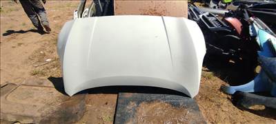 Nissan Leaf II Motorháztető 