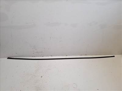 Peugeot 107 bal tetődíszléc