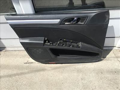 Skoda Superb II bal első ajtókárpit 