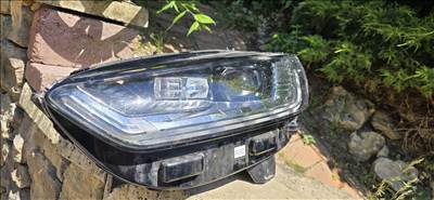 Ford Mondeo fényszóró ES73-13D155-CG (sérült)