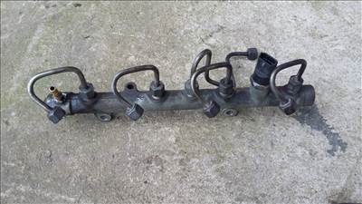 Renault Scenic 2. Mégane 2  ,1.9 dci közös nyomócső rail cső eladó.
