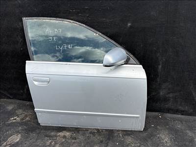 Audi A4 (B6/B7) Jobb első ajtó 