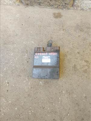 Toyota Corolla Verso (E121) Porlasztó elektronika 3780 8987120030 1310001041