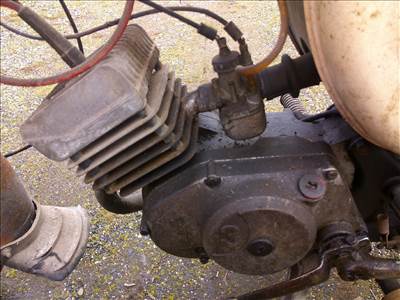 SIMSON S51-ES FELLELT MOTORBLOKK-30 ÉVET ÁLLT,CSAK EGYBEN  ELADÓ