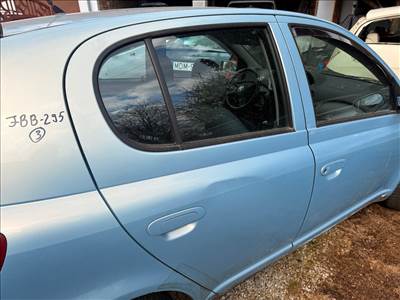 Toyota Yaris (XP10) 1.3 jobb hátsó ajtó 