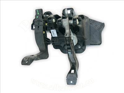Opel Corsa D/2 2011-2014 - pedál, egység, kézi váltóhoz, kivéve opc/vxr/stop-start, jelölés: BZ, gázpedál és kuplung főhenger nélkül