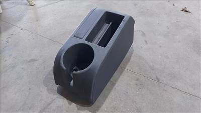 Volkswagen VW Golf 5 V 03- Hátsó középkonzol kézifékkar burkolat 9035