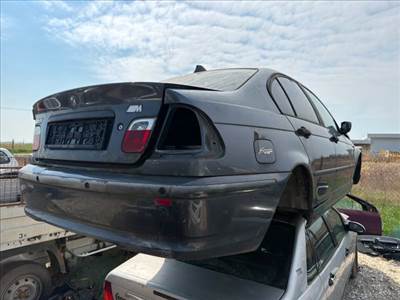 BMW 3-as sorozat E46 Jobb hátsó Gumikéder *160564*