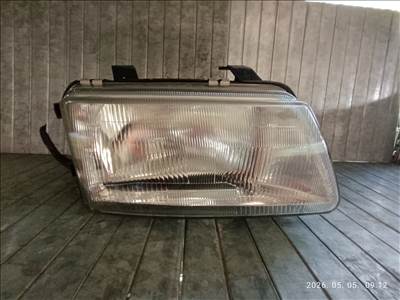 Audi A4 B5 első fényszóró 