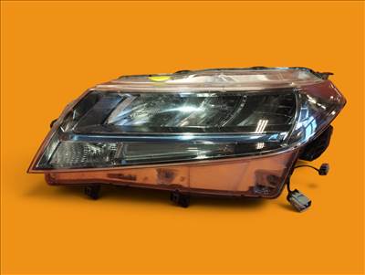 Suzuki Vitara hybrid bal led lámpa koito 100-7R016 (M.130.520K)a
