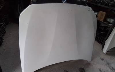 BMW 116d motorháztető 