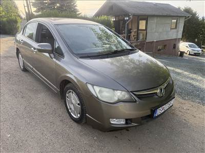 Honda Civic sedan 1.3 hybrid bontott alkatrészei