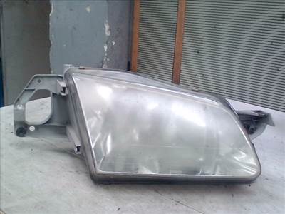 MAZDA 323 98-01 Jobb első fényszóró
