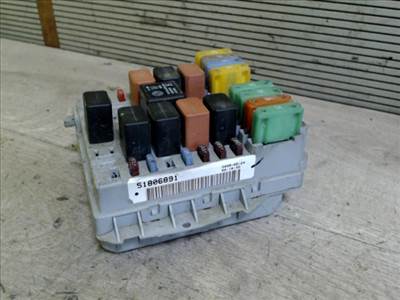 FIAT Linea 2007.08.01-2012.03.31 Biztosítéktábla BCM BSI BSM SAM GEM modul Motortér