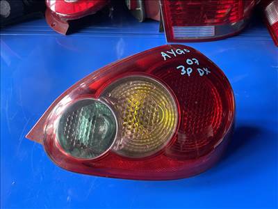 Toyota Aygo (AB10) 3 ajtós Jobb hátsó lámpa 81550-0H020