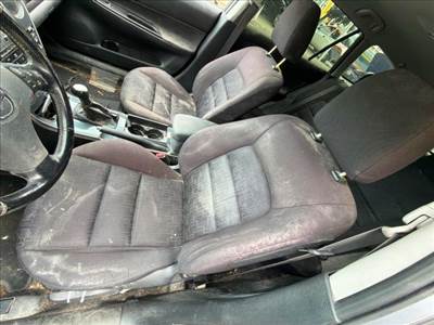 Mazda 6 (1st gen) Bal első Fejtámla *165430*