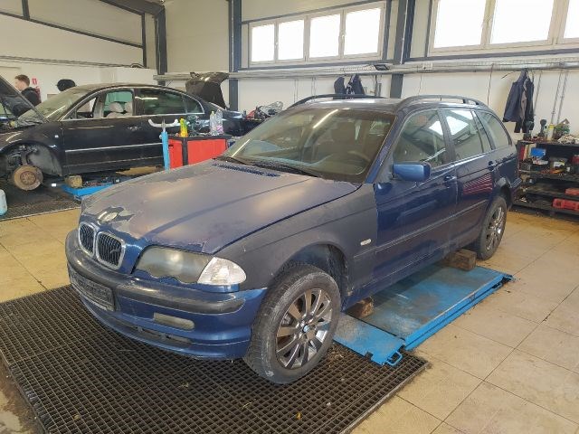 BMW 3 (E46) 320d - Bontódik! 2. kép