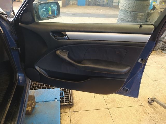 BMW 3 (E46) 320d - Bontódik! 14. kép
