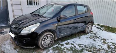 Hyundai i20 (PB) bontott alkatrészei