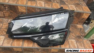 Bal első fényszóró  Skoda Karoq  57b941015a