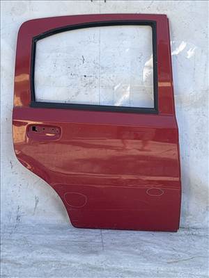 216570 Fiat Panda II. 2003-2012 piros színű jobb hátsó ajtó, a képen látható sérüléssel 51771421