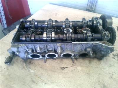 MAZDA 3 03.10-06.06 Hengerfej. benzines