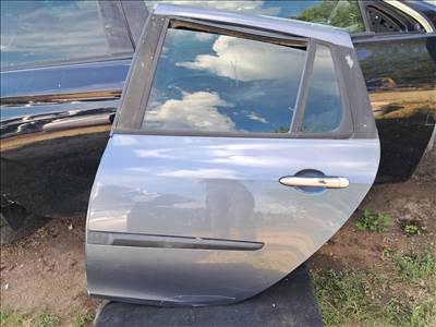 Renault Clio III Bal hátsó ajtó 