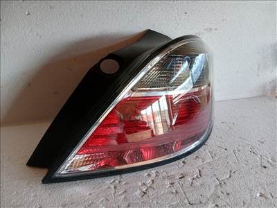 18273 Opel Astra H  Jobb hátsó Lámpa Fényszóró 5 ajtós facelift 13222325