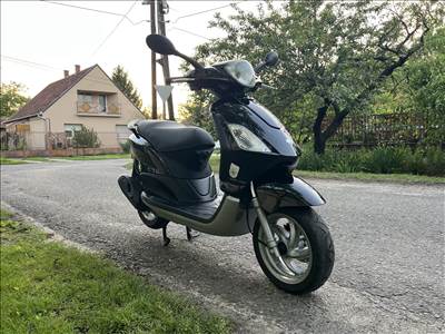 Piaggio Fly 50 4T