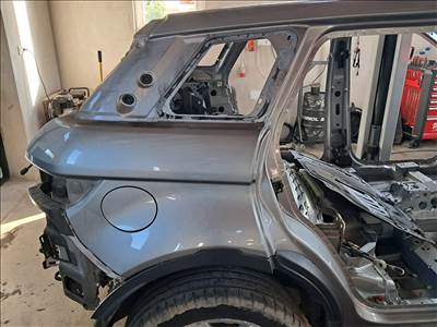 Land Rover Range Rover Evoque I Jobb hátsó sárvédő negyed 