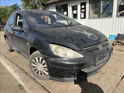 Peugeot 307 1.4i bontott alkatrészei