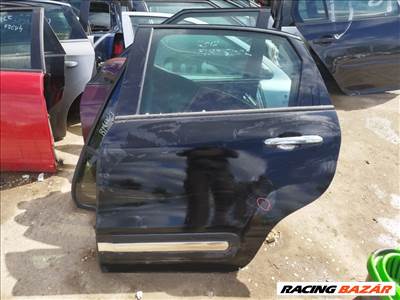 Fiat 500L 2012- bal hátsó ajtó üresen