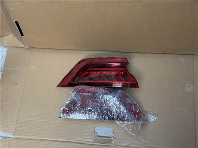 Audi Q8 Hátsó lámpa  4m8945069b