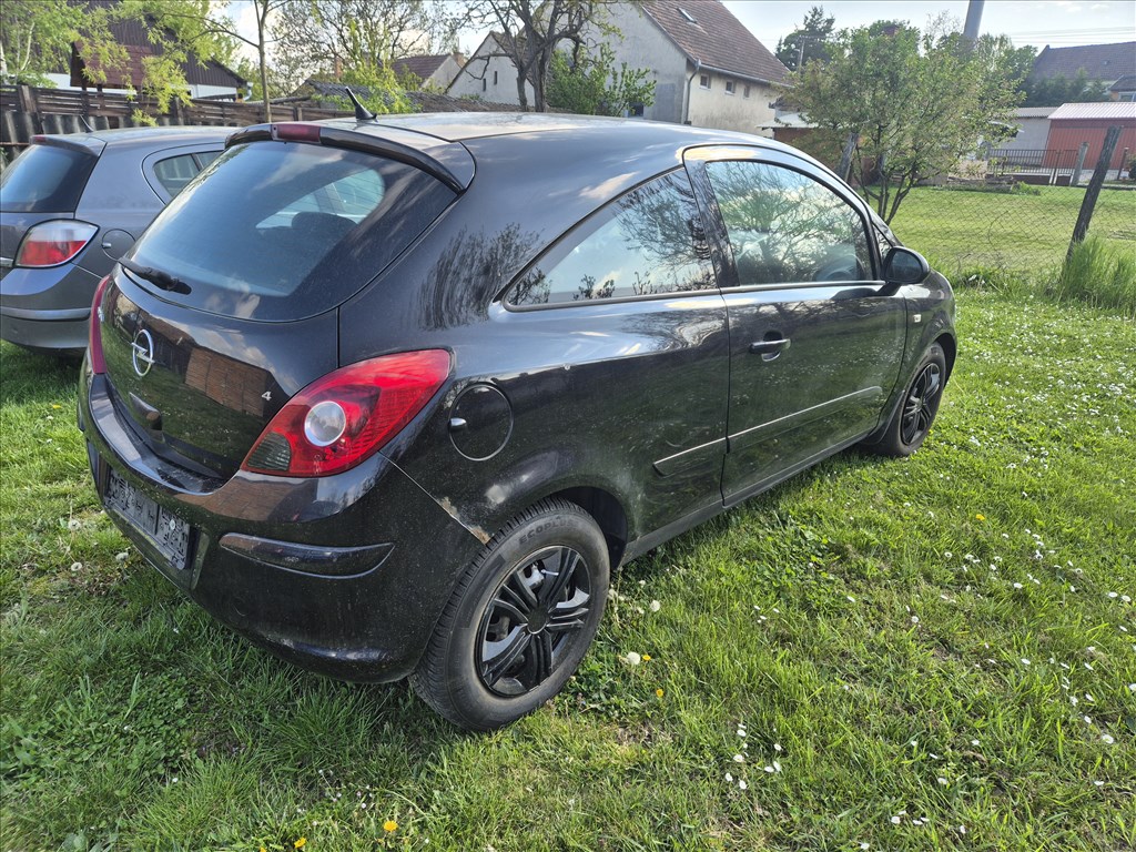 Opel Corsa D 1.4 eladó  3. kép
