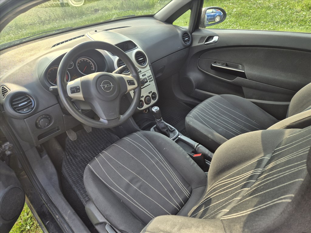 Opel Corsa D 1.4 eladó  5. kép