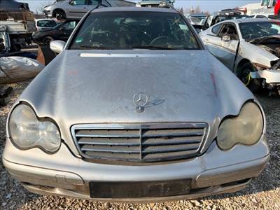 Mercedes C-osztály W203 Bal első Ablaktörlő Kar *157265*